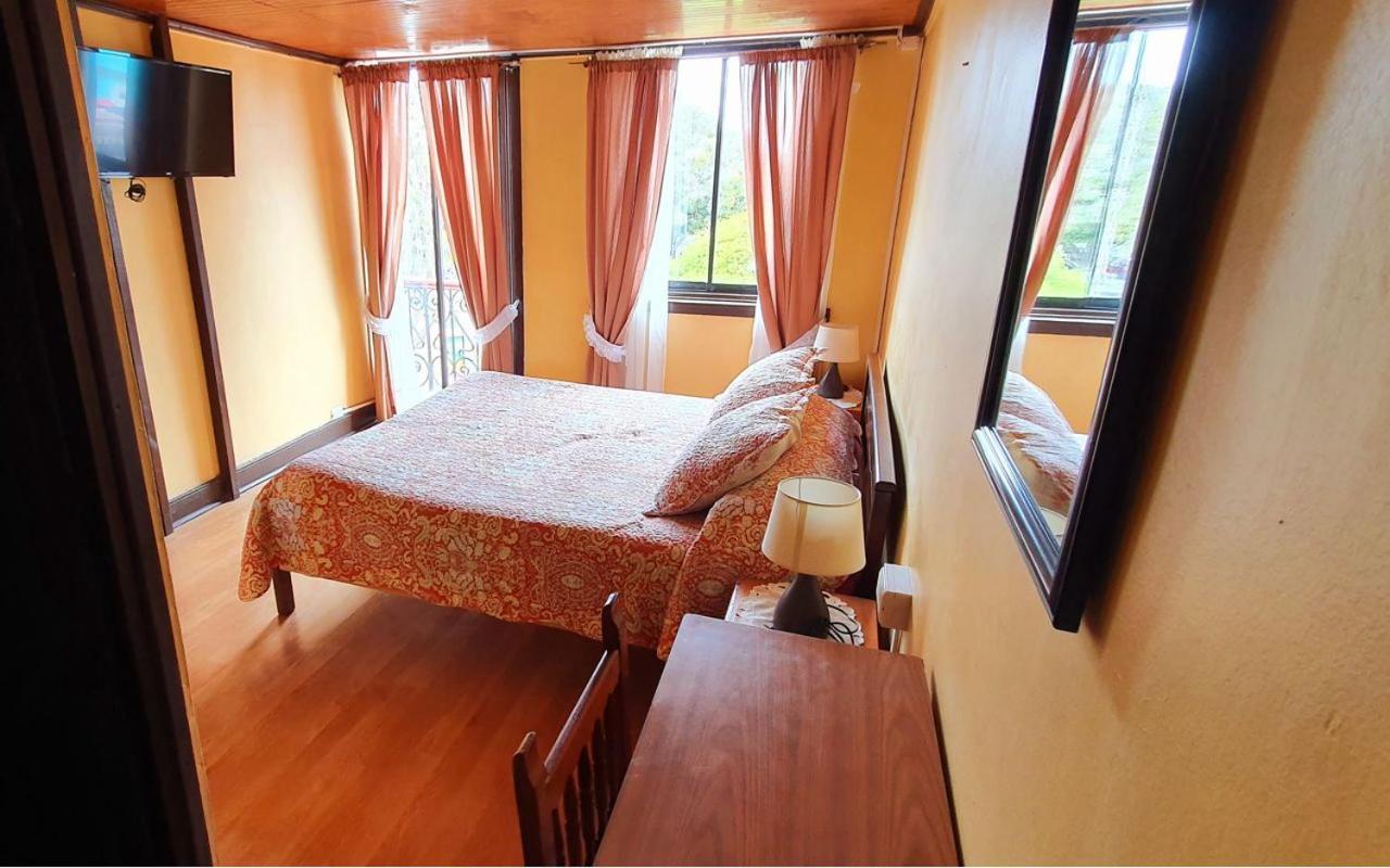 Hotel Iberia 科金博 外观 照片
